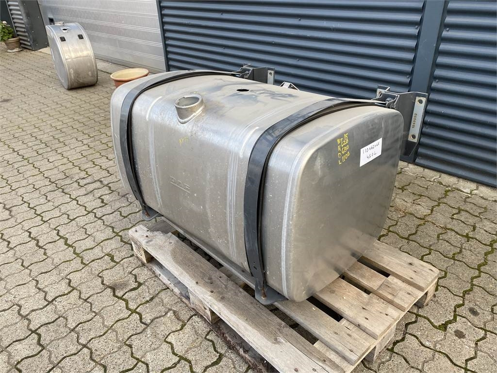 DAF Dieseltank 450 ltr - Kraftstofftank für LKW: das Bild 2 DAF Dieseltank 450 ltr - Kraftstofftank für LKW: das Bild 2