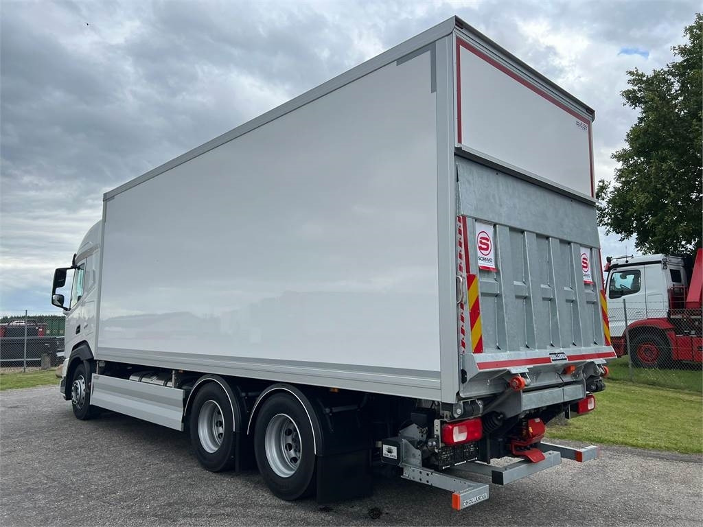 DAF XF480 FAS 6x2 - Koffer LKW: das Bild 5 DAF XF480 FAS 6x2 - Koffer LKW: das Bild 5