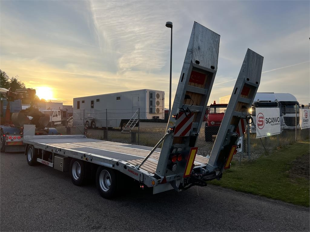 Hangler DTS-H 300 3 akslet hænger med ramper - Tieflader Anhänger: das Bild 4 Hangler DTS-H 300 3 akslet hænger med ramper - Tieflader Anhänger: das Bild 4