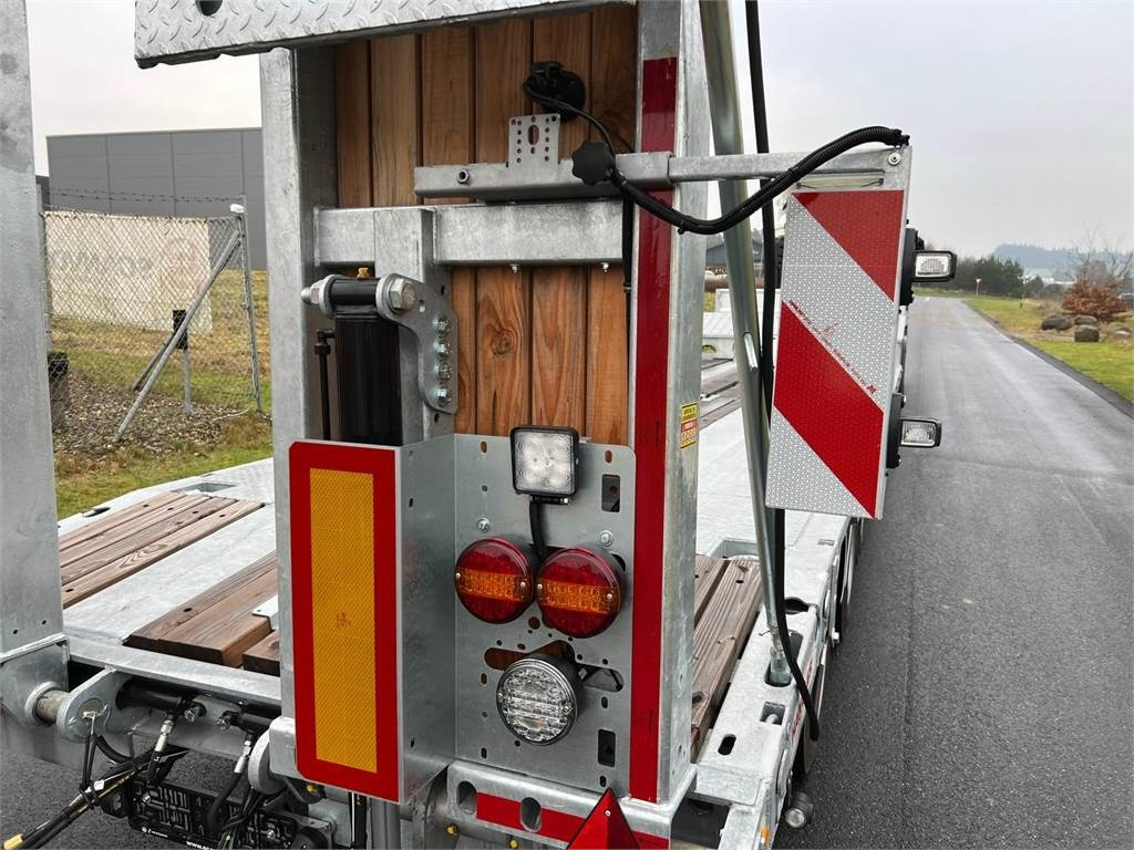 Hangler SVS-H 620 T 4 akslet galvaniseret - Tieflader Auflieger: das Bild 4 Hangler SVS-H 620 T 4 akslet galvaniseret - Tieflader Auflieger: das Bild 4
