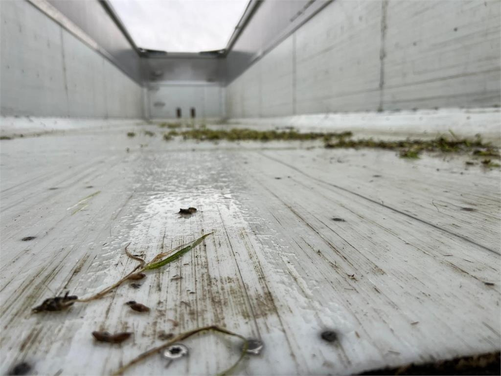 Kipper Auflieger Langendorf SKA36 60m3 alu kasse med plastindlæg: das Bild 9