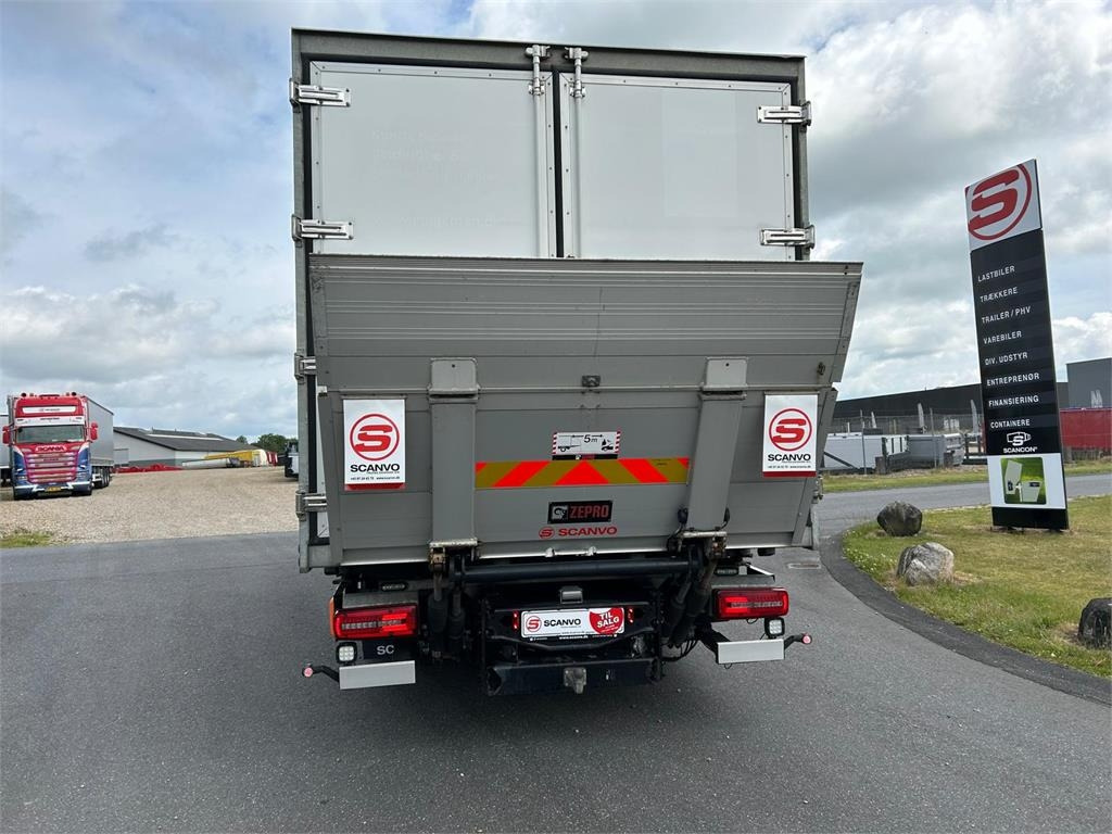 MAN TGL 8-220 4x2 BL incl. 2 stk veksellad - Koffer LKW: das Bild 4 MAN TGL 8-220 4x2 BL incl. 2 stk veksellad - Koffer LKW: das Bild 4