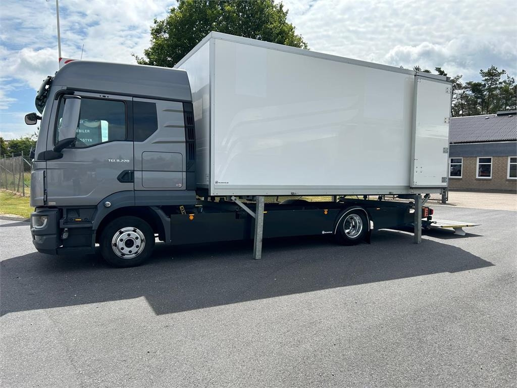 MAN TGL 8-220 4x2 BL incl. 2 stk veksellad - Containerwagen/ Wechselfahrgestell LKW: das Bild 4 MAN TGL 8-220 4x2 BL incl. 2 stk veksellad - Containerwagen/ Wechselfahrgestell LKW: das Bild 4