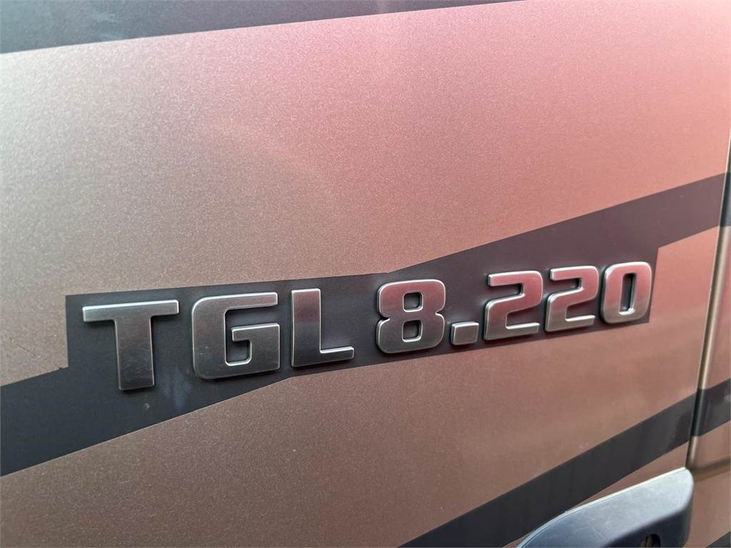MAN TGL 8-220 4x2 BL incl. 2 stk veksellad - Koffer LKW: das Bild 1 MAN TGL 8-220 4x2 BL incl. 2 stk veksellad - Koffer LKW: das Bild 1