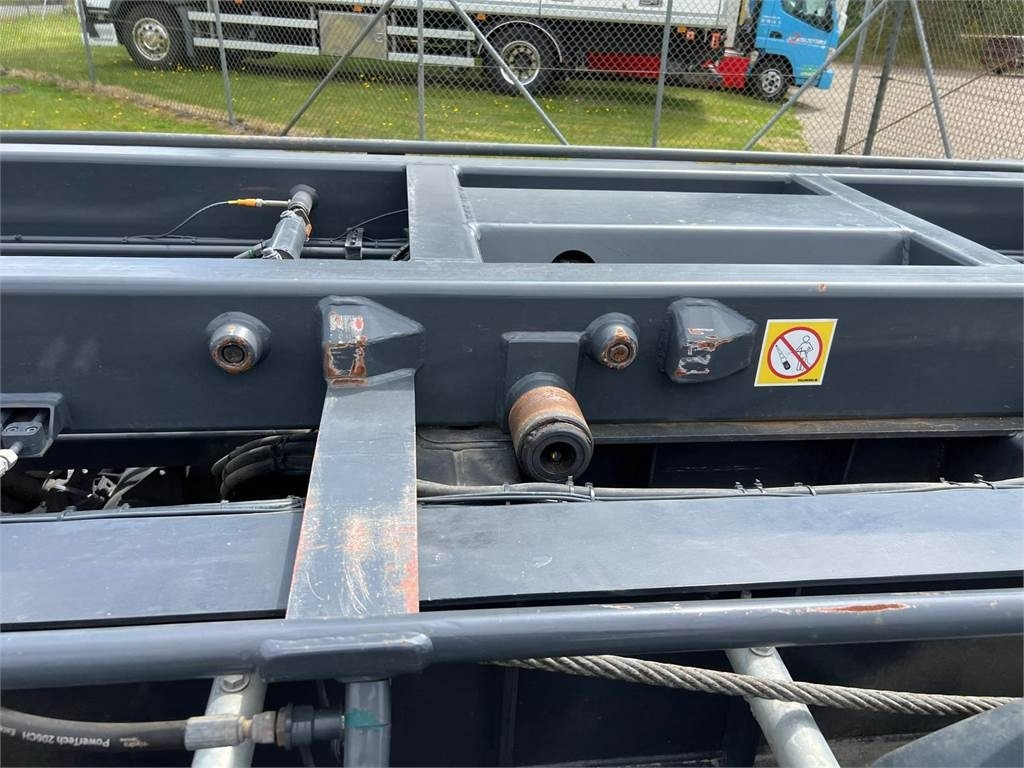 MTDK KC 300 HMF 3 vejs wirehejs - Abrollanhänger/ Absetzanhänger: das Bild 4 MTDK KC 300 HMF 3 vejs wirehejs - Abrollanhänger/ Absetzanhänger: das Bild 4