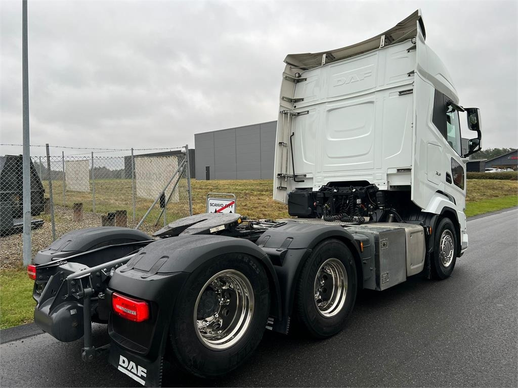 DAF XF530 FTS 6x2 - Sattelzugmaschine: das Bild 2 DAF XF530 FTS 6x2 - Sattelzugmaschine: das Bild 2