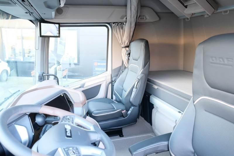 DAF XG+ 530 6x2 - Sattelzugmaschine: das Bild 5 DAF XG+ 530 6x2 - Sattelzugmaschine: das Bild 5