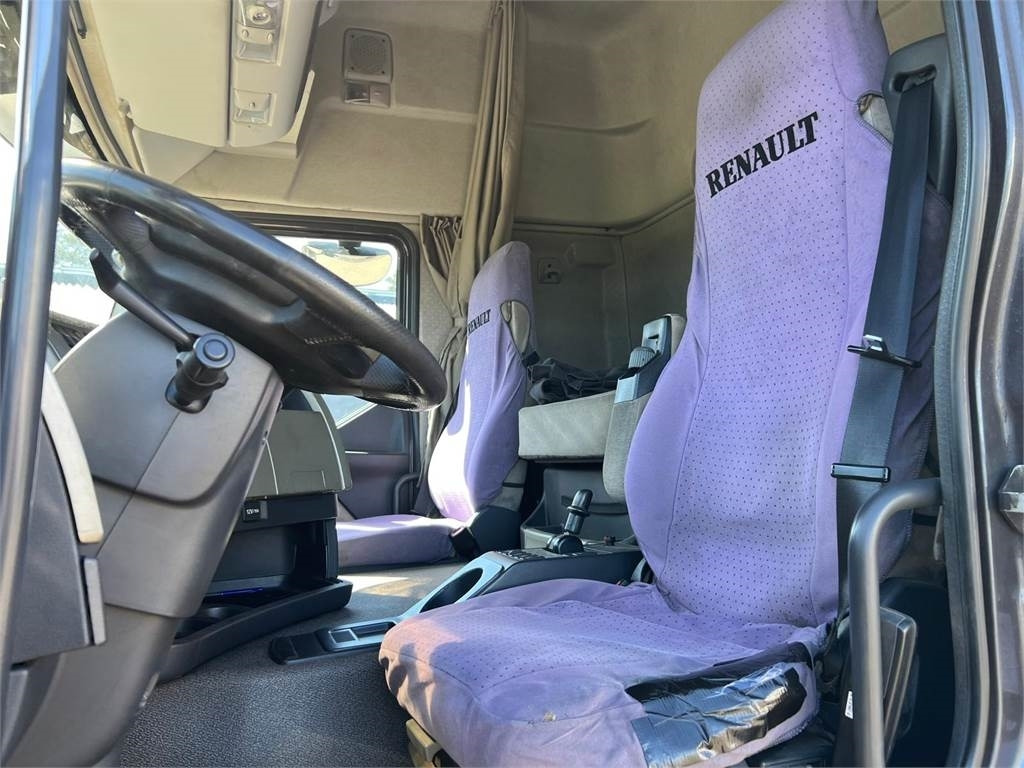 Renault Premium 440 DXI - Sattelzugmaschine: das Bild 4 Renault Premium 440 DXI - Sattelzugmaschine: das Bild 4