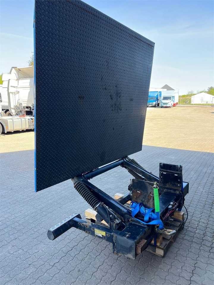 Zepro Z2500-150 MA lift - Ladebordwand: das Bild 4 Zepro Z2500-150 MA lift - Ladebordwand: das Bild 4