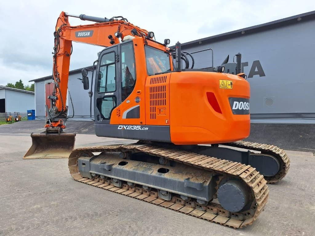 Doosan MYYTY! SOLD! DX235LCR-5 PYÖRITTÄJÄ - Kettenbagger: das Bild 2 Doosan MYYTY! SOLD! DX235LCR-5 PYÖRITTÄJÄ - Kettenbagger: das Bild 2