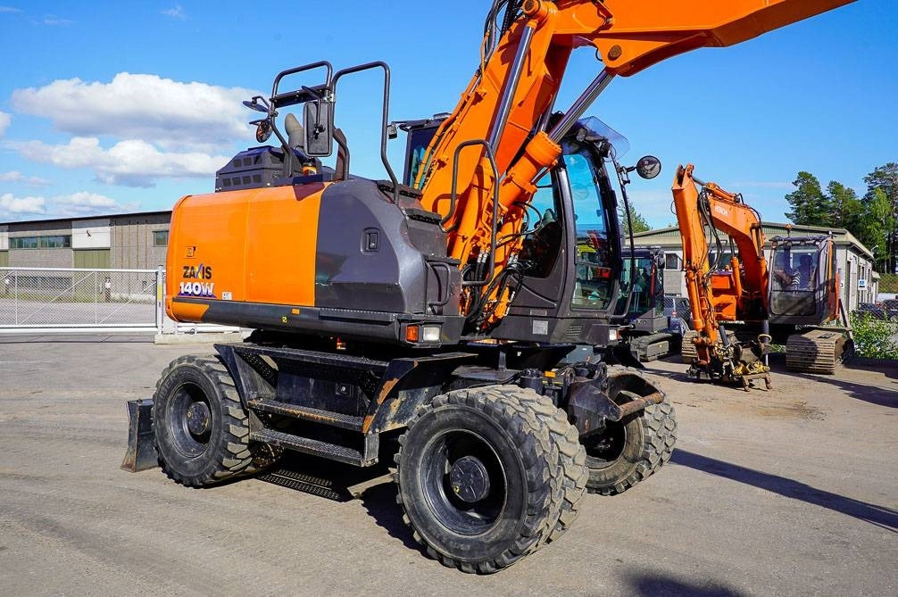 Hitachi ZX 140 W-6  – Leasing Hitachi ZX 140 W-6: das Bild 32
