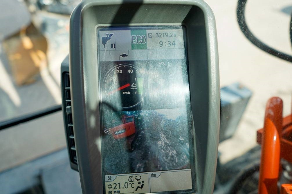 Hitachi ZX 140 W-6  – Leasing Hitachi ZX 140 W-6: das Bild 21