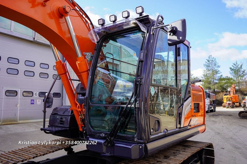 Kettenbagger Hitachi ZX130LCN-7 VÄHÄN AJETTU: das Bild 11