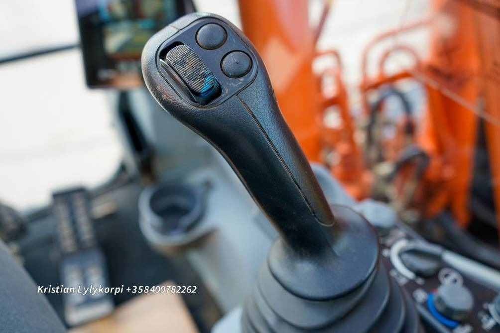 Kettenbagger Hitachi ZX130LCN-7 VÄHÄN AJETTU: das Bild 24