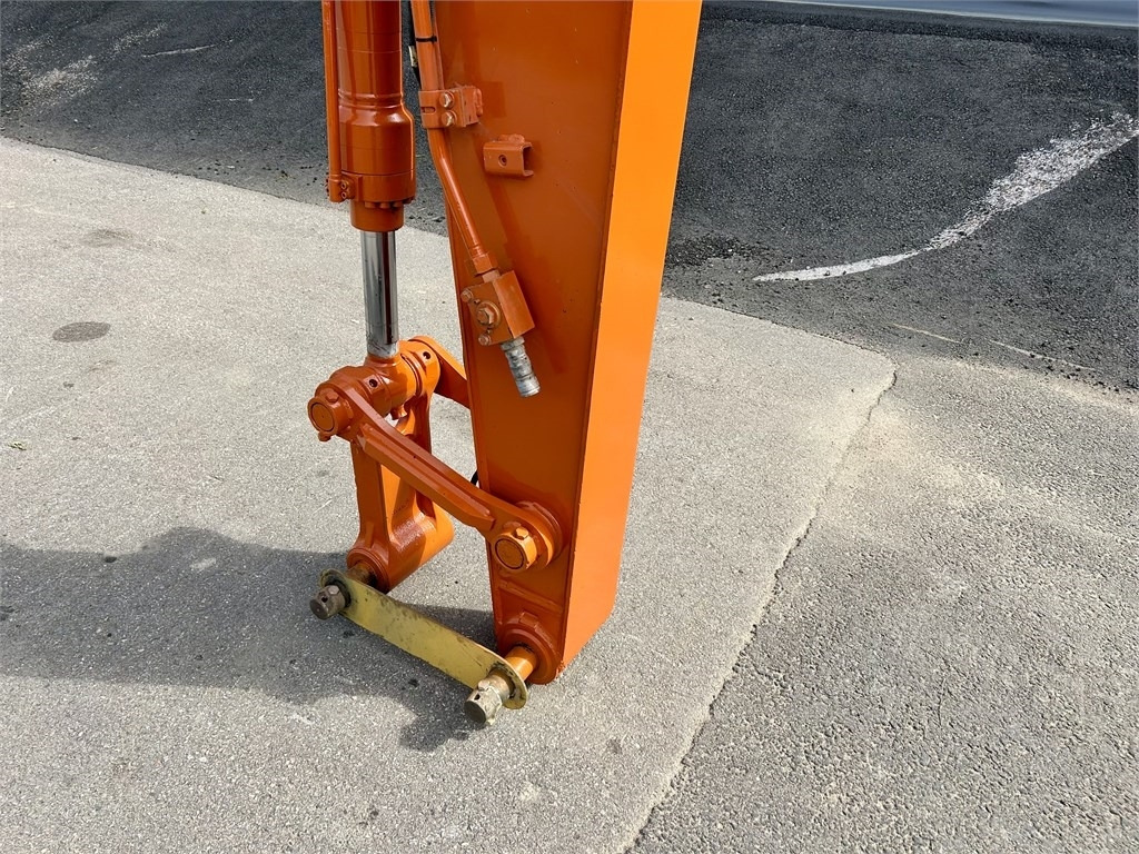 Kettenbagger Hitachi ZX135US-7: das Bild 8