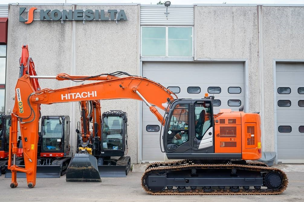 Hitachi ZX225USLC-6 - Kettenbagger: das Bild 1 Hitachi ZX225USLC-6 - Kettenbagger: das Bild 1