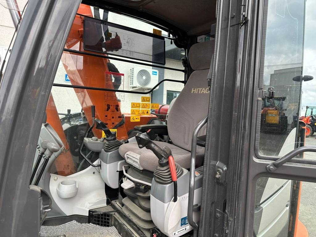 Hitachi ZX85US-5 800mm telat 6kpl työlaitteet mukaan - Minibagger: das Bild 4 Hitachi ZX85US-5 800mm telat 6kpl työlaitteet mukaan - Minibagger: das Bild 4
