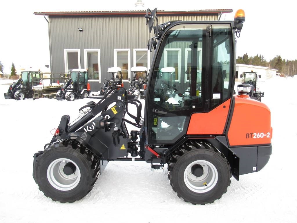 Kubota RT260-2 UUSI, TAKUU - Hoflader: das Bild 1 Kubota RT260-2 UUSI, TAKUU - Hoflader: das Bild 1