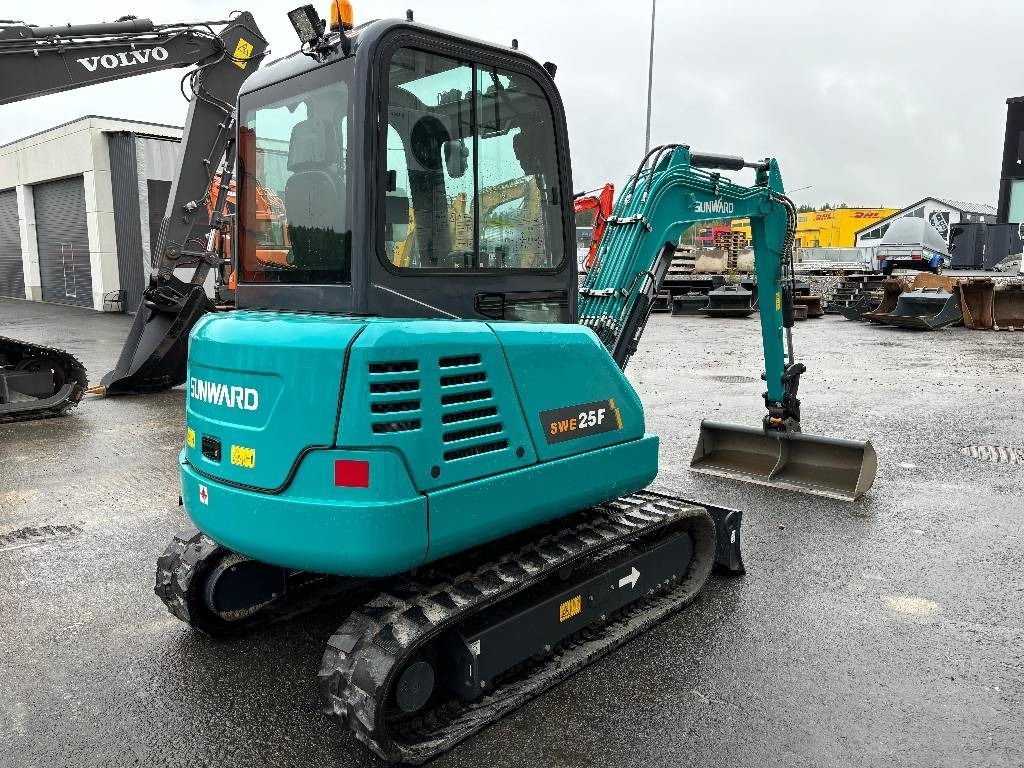 Sunward SWE25F KUIN UUSI - Minibagger: das Bild 4 Sunward SWE25F KUIN UUSI - Minibagger: das Bild 4