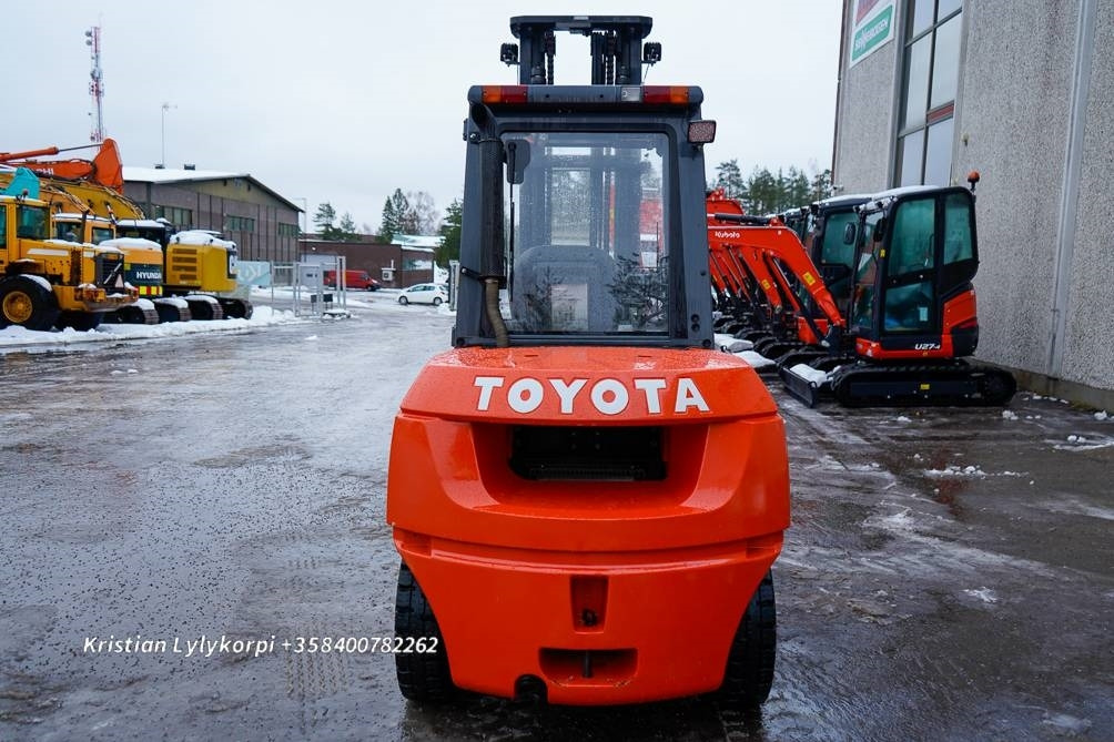 Toyota 42-7DA50 - Dieselstapler: das Bild 4 Toyota 42-7DA50 - Dieselstapler: das Bild 4