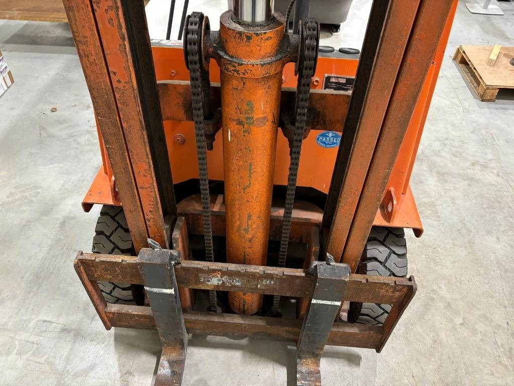 Elektrostapler Toyota FBE 18: das Bild 6