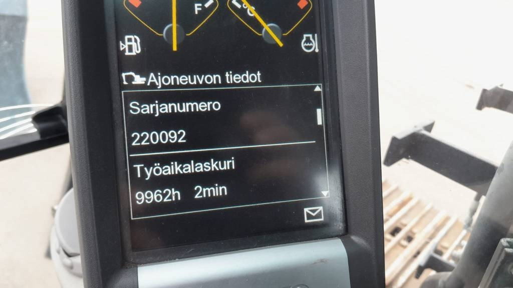Kettenbagger Volvo EC180DL PYÖRITTÄJÄLLÄ: das Bild 19