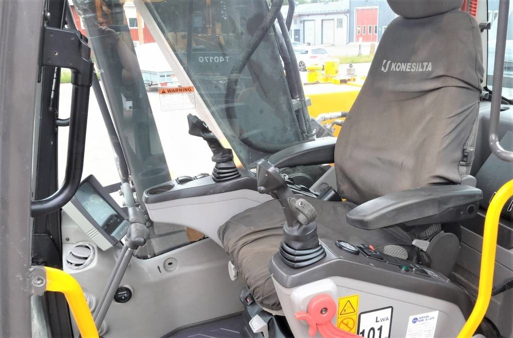 Kettenbagger Volvo EC180DL PYÖRITTÄJÄLLÄ: das Bild 16