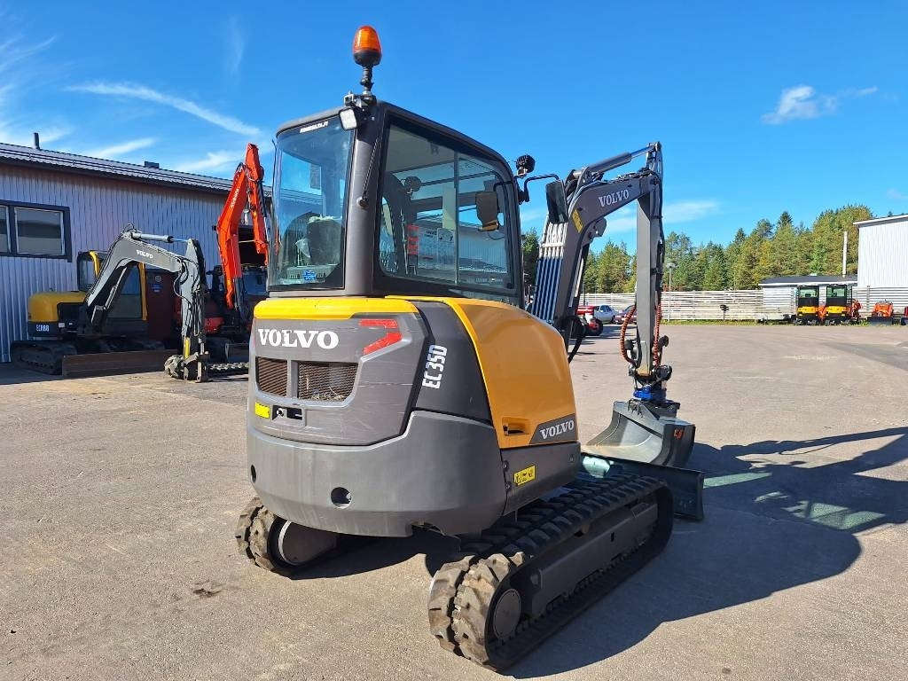 Volvo EC35D PYÖRITTÄJÄLLÄ - Minibagger: das Bild 4 Volvo EC35D PYÖRITTÄJÄLLÄ - Minibagger: das Bild 4