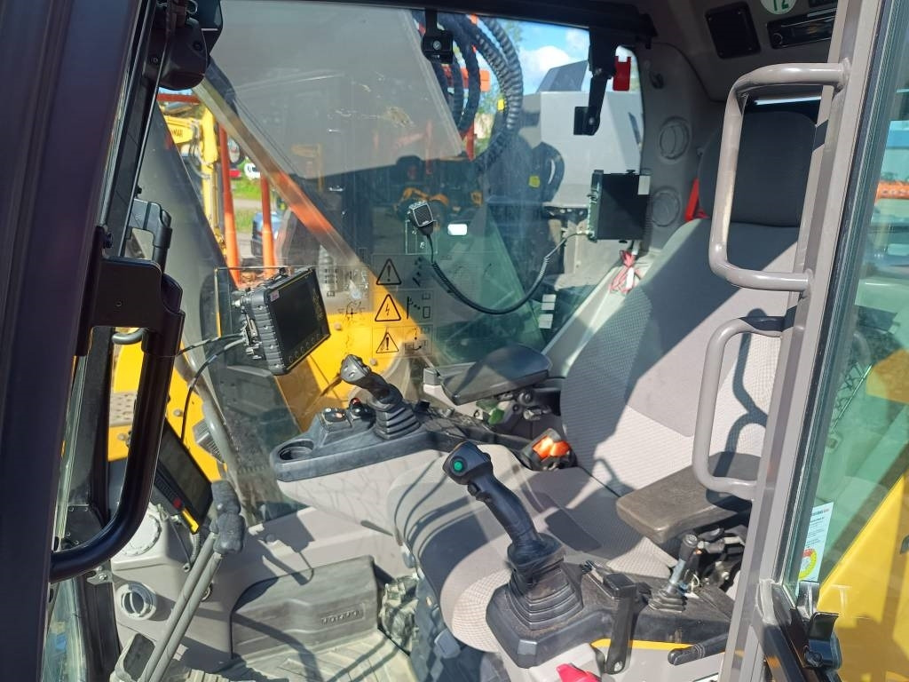 Kettenbagger Volvo ECR355E DOZER PYÖRITTÄJÄ, 3D-LAITTEET: das Bild 13