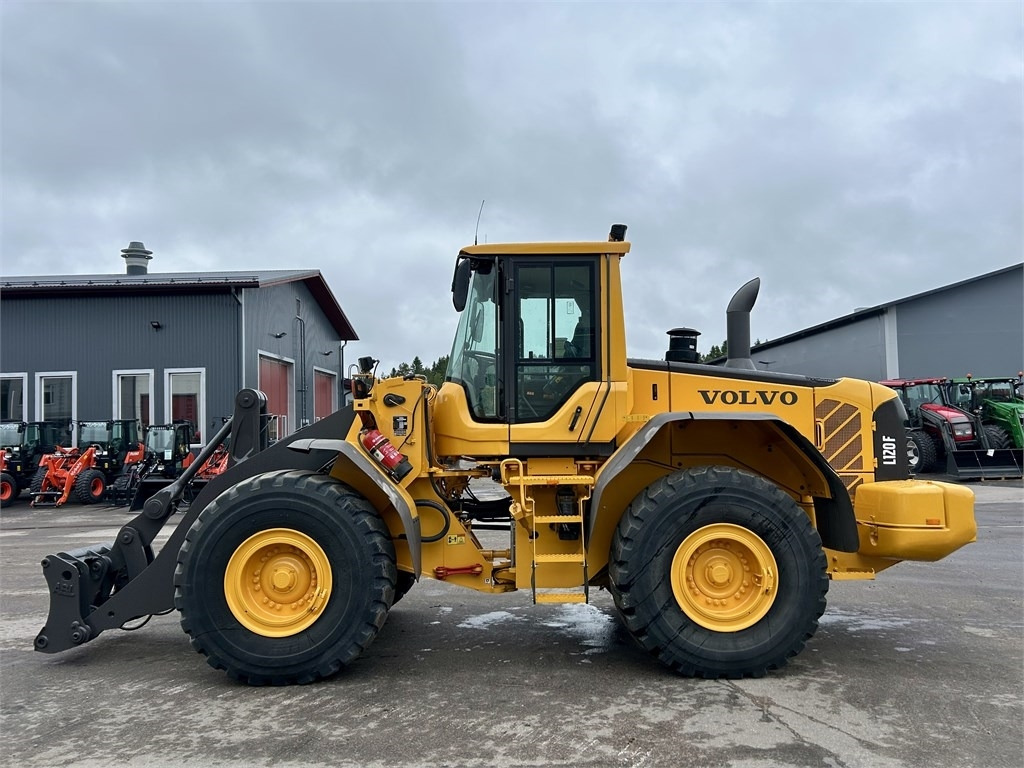 Volvo L120F VIPUOHJAUS - Radlader: das Bild 1 Volvo L120F VIPUOHJAUS - Radlader: das Bild 1