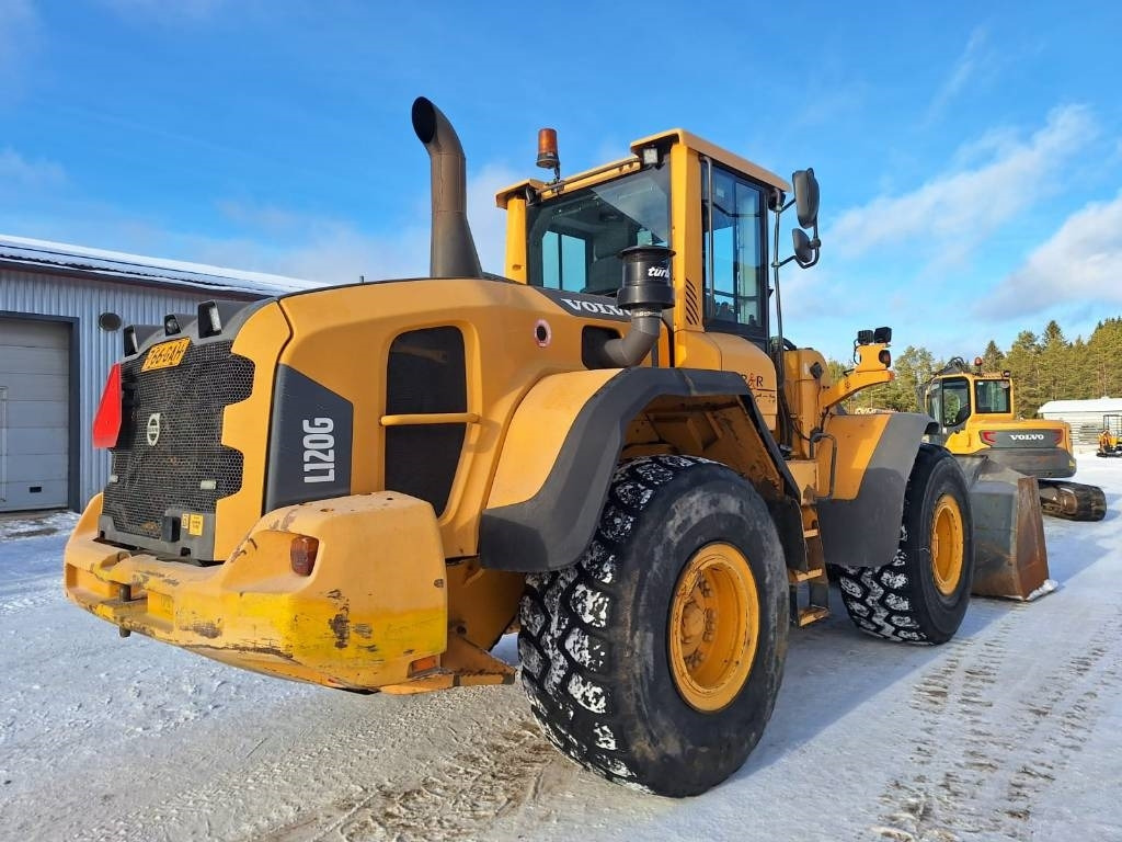 Volvo L120G VIPUOHJAUS, YM. - Radlader: das Bild 4 Volvo L120G VIPUOHJAUS, YM. - Radlader: das Bild 4