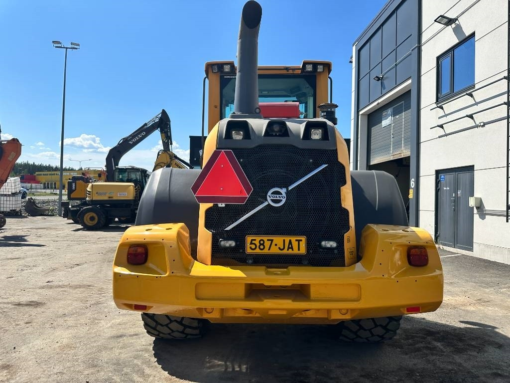 Volvo L70G vipuohjaus, 3' ja 4' hydr - Radlader: das Bild 3 Volvo L70G vipuohjaus, 3' ja 4' hydr - Radlader: das Bild 3