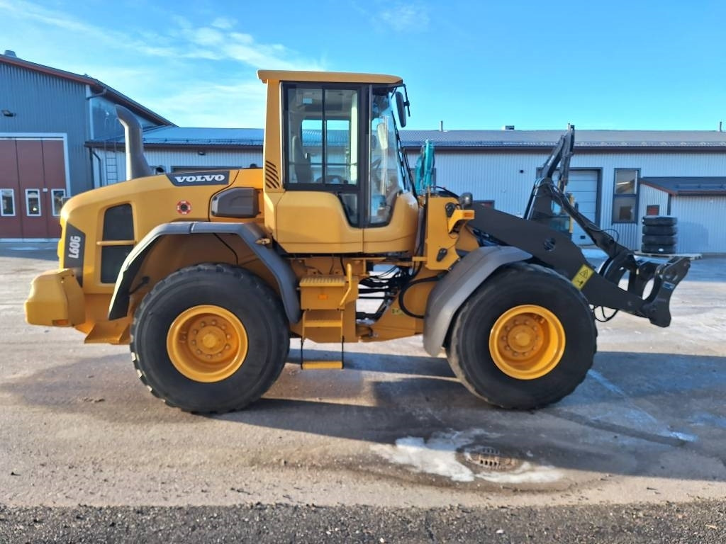 Volvo MYYTY! SOLD! L60G RASVARI YM. - Radlader: das Bild 5 Volvo MYYTY! SOLD! L60G RASVARI YM. - Radlader: das Bild 5