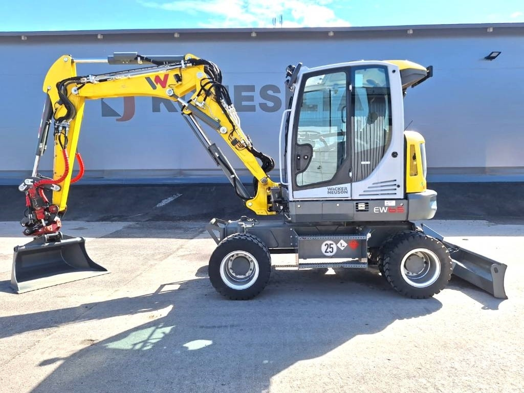 Wacker EW65 PYÖRITTÄJÄLLÄ - Mobilbagger: das Bild 1 Wacker EW65 PYÖRITTÄJÄLLÄ - Mobilbagger: das Bild 1
