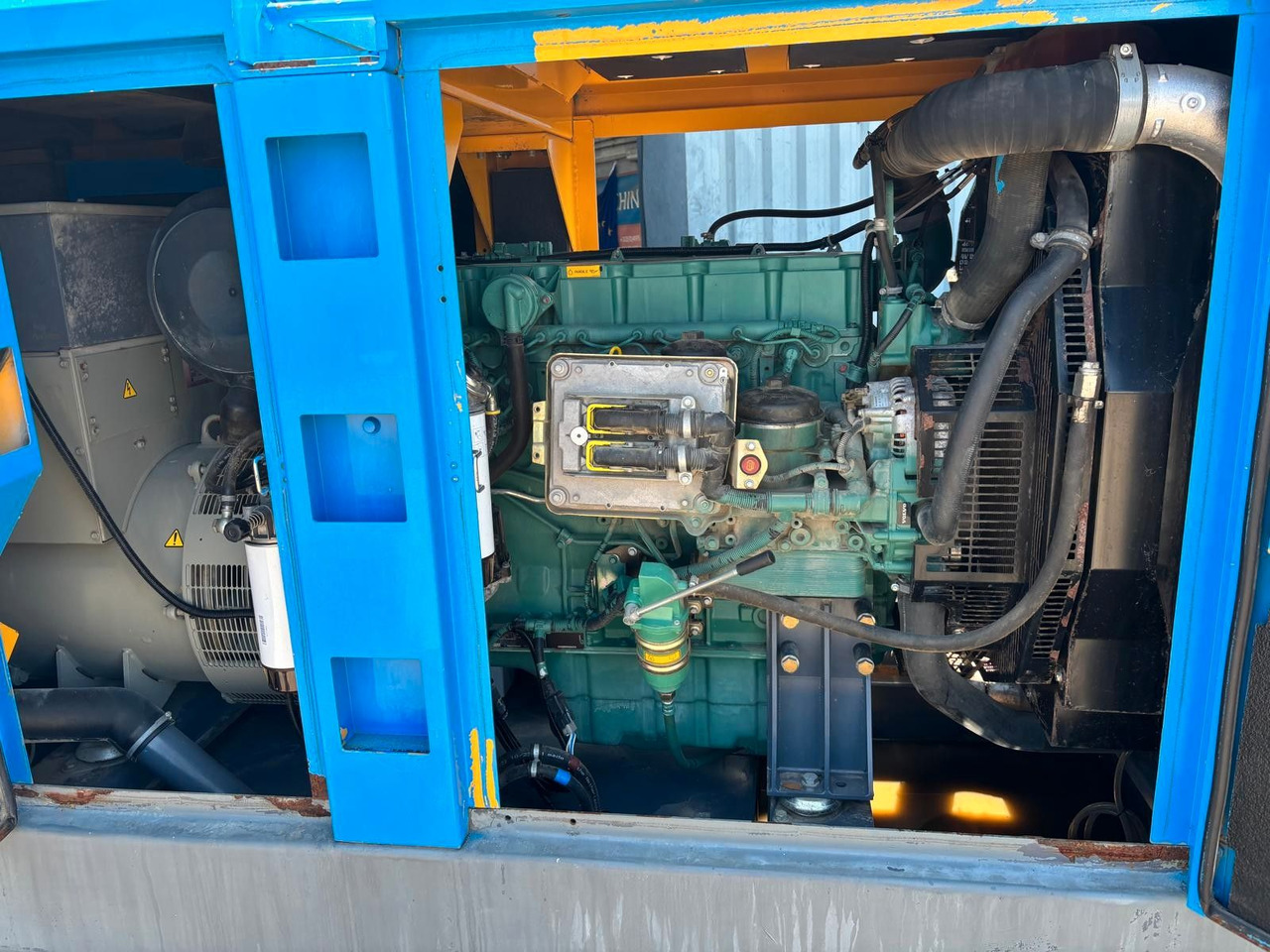 Stromgenerator Atlas Copco Generator QAS 200kVa: das Bild 11