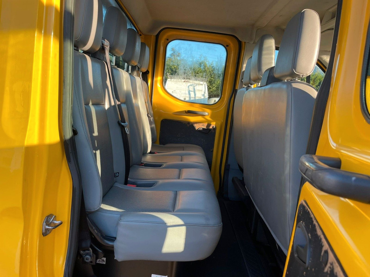 Ford Transit 2.2TDCI. Doka 7 Sitze. ALU pritsche. - Pritsche Transporter, Transporter mit Doppelkabine: das Bild 5 Ford Transit 2.2TDCI. Doka 7 Sitze. ALU pritsche. - Pritsche Transporter, Transporter mit Doppelkabine: das Bild 5
