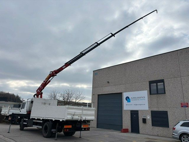 MAN 18-222. Kran HMF 18t/m Bj 2001. - Kipper, Autokran: das Bild 2 MAN 18-222. Kran HMF 18t/m Bj 2001. - Kipper, Autokran: das Bild 2