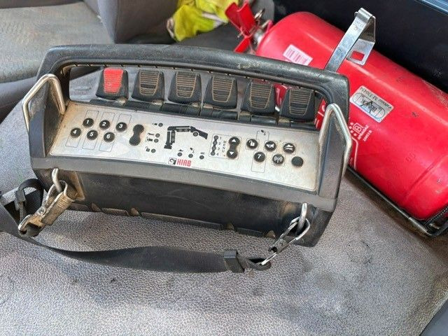 Renault Kerax 420dCi. 6X4. Hiab 144. Klima. - Autokran: das Bild 3 Renault Kerax 420dCi. 6X4. Hiab 144. Klima. - Autokran: das Bild 3