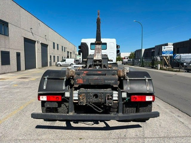 Renault Lander. 6X2. Klima. - Abrollkipper: das Bild 5 Renault Lander. 6X2. Klima. - Abrollkipper: das Bild 5