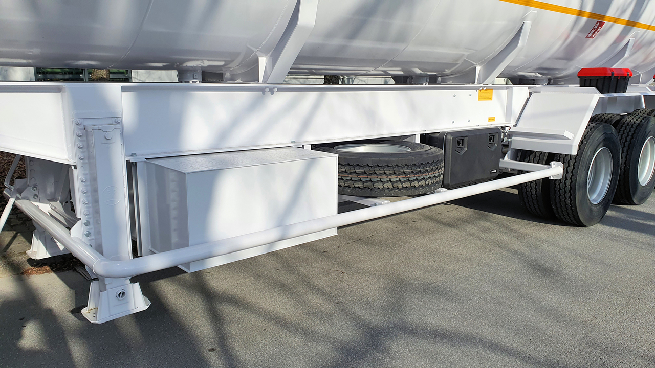 Sievering 40000 LITRE ADR FUEL TANK SEMI-TRAILER FOR MERCEDES ACTROS - Tankauflieger: das Bild 5 Sievering 40000 LITRE ADR FUEL TANK SEMI-TRAILER FOR MERCEDES ACTROS - Tankauflieger: das Bild 5