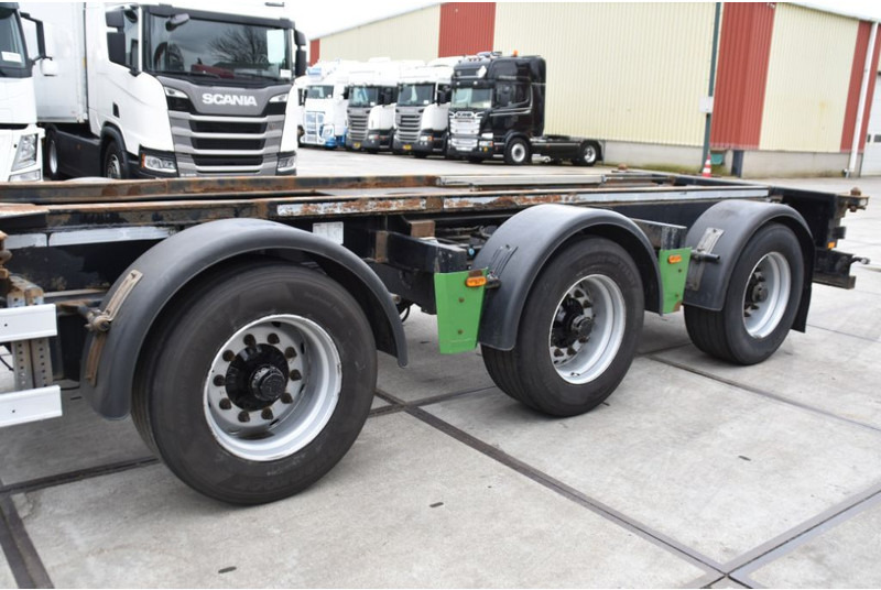 Renders ROC 16.27 CC - X STEERING - BPW AXLES - DISC BRAKES - - Container/ Wechselfahrgestell Auflieger: das Bild 5 Renders ROC 16.27 CC - X STEERING - BPW AXLES - DISC BRAKES - - Container/ Wechselfahrgestell Auflieger: das Bild 5