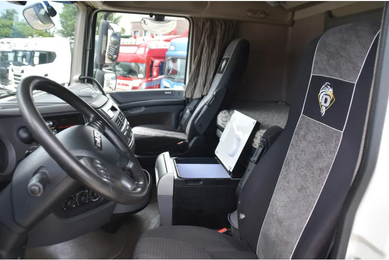 DAF XF 460 SSC 4x2 - EURO 6 - 878 TKM - ACC - AIRCO - 2 x FUEL TANKS - GOOD CONDITION - - Sattelzugmaschine: das Bild 5 DAF XF 460 SSC 4x2 - EURO 6 - 878 TKM - ACC - AIRCO - 2 x FUEL TANKS - GOOD CONDITION - - Sattelzugmaschine: das Bild 5