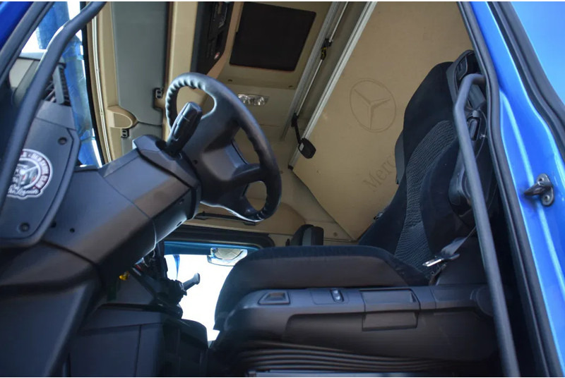 Mercedes-Benz Actros 2745 6x2 - EURO 6 - AIRCO - 2 x FUEL TANKS - 2 BEDS - SLIDING FIFTH WHEEL - SPECIAL BUMPER - TOP CONDITION - - Sattelzugmaschine: das Bild 4 Mercedes-Benz Actros 2745 6x2 - EURO 6 - AIRCO - 2 x FUEL TANKS - 2 BEDS - SLIDING FIFTH WHEEL - SPECIAL BUMPER - TOP CONDITION - - Sattelzugmaschine: das Bild 4