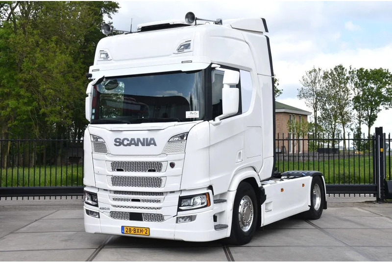 Scania R420 NGS 4x2NB - SUPER - RETARDER - FULL AIR - PARK. AIRCO - LEATHER SEATS - 4 POINT AIRSUPS. REAR - LED LIGHTS - - Sattelzugmaschine: das Bild 1 Scania R420 NGS 4x2NB - SUPER - RETARDER - FULL AIR - PARK. AIRCO - LEATHER SEATS - 4 POINT AIRSUPS. REAR - LED LIGHTS - - Sattelzugmaschine: das Bild 1