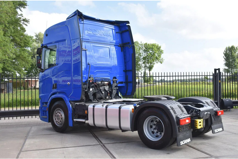 Scania R530 V8 NGS 4x2 - ADR FL - RETARDER - 253 TKM - ACC - NAVI - PTO - DIFF. LOCK - EXCELLENT CONDITION - - Sattelzugmaschine: das Bild 3 Scania R530 V8 NGS 4x2 - ADR FL - RETARDER - 253 TKM - ACC - NAVI - PTO - DIFF. LOCK - EXCELLENT CONDITION - - Sattelzugmaschine: das Bild 3