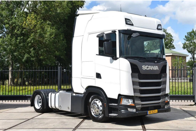 Scania S410 NGS 4x2EB MEGA 95 cm or 103 cm driving height - RETARDER - 649 TKM - FULL AIR - PARK. AIRCO - LEATHER SEATS - 2 x FUEL TANK - Sattelzugmaschine: das Bild 2 Scania S410 NGS 4x2EB MEGA 95 cm or 103 cm driving height - RETARDER - 649 TKM - FULL AIR - PARK. AIRCO - LEATHER SEATS - 2 x FUEL TANK - Sattelzugmaschine: das Bild 2