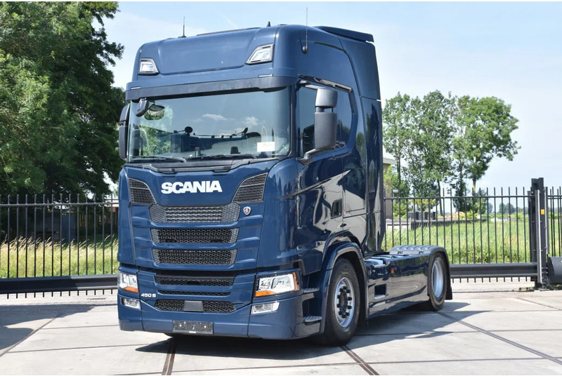 Scania S450 NGS 4x2NB - FULL AIR - RETARDER - ACC - PARK. AIRCO - 2 x FUEL TANKS - TOP CONDITION - - Sattelzugmaschine: das Bild 2 Scania S450 NGS 4x2NB - FULL AIR - RETARDER - ACC - PARK. AIRCO - 2 x FUEL TANKS - TOP CONDITION - - Sattelzugmaschine: das Bild 2