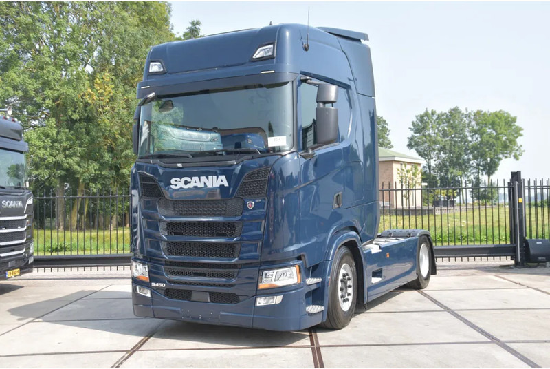 Scania S450 NGS 4x2NB - FULL AIR - RETARDER - ACC - PARK. AIRCO - 2 x FUEL TANKS - TOP CONDITION - - Sattelzugmaschine: das Bild 2 Scania S450 NGS 4x2NB - FULL AIR - RETARDER - ACC - PARK. AIRCO - 2 x FUEL TANKS - TOP CONDITION - - Sattelzugmaschine: das Bild 2