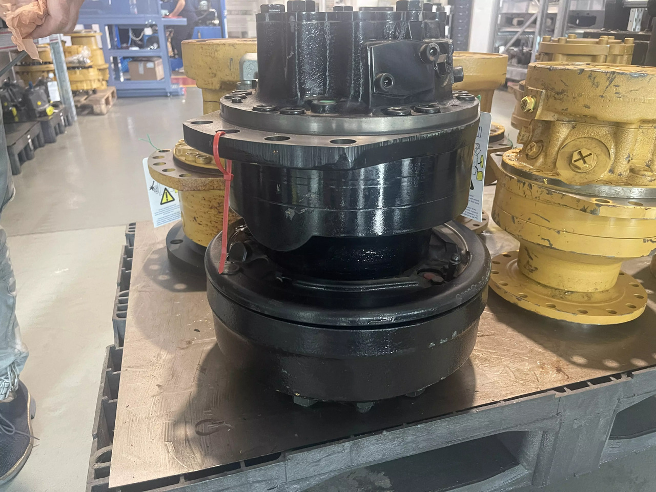 POCLAIN MS11-0-121-R11-1P22-5DEFJ - Hydraulikmotor für Flurförderzeug: das Bild 3 POCLAIN MS11-0-121-R11-1P22-5DEFJ - Hydraulikmotor für Flurförderzeug: das Bild 3
