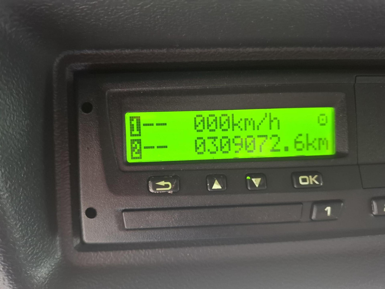 SCANIA SCANIA P250 Fourgon Hayon - Fahrgestell LKW: das Bild 5 SCANIA SCANIA P250 Fourgon Hayon - Fahrgestell LKW: das Bild 5